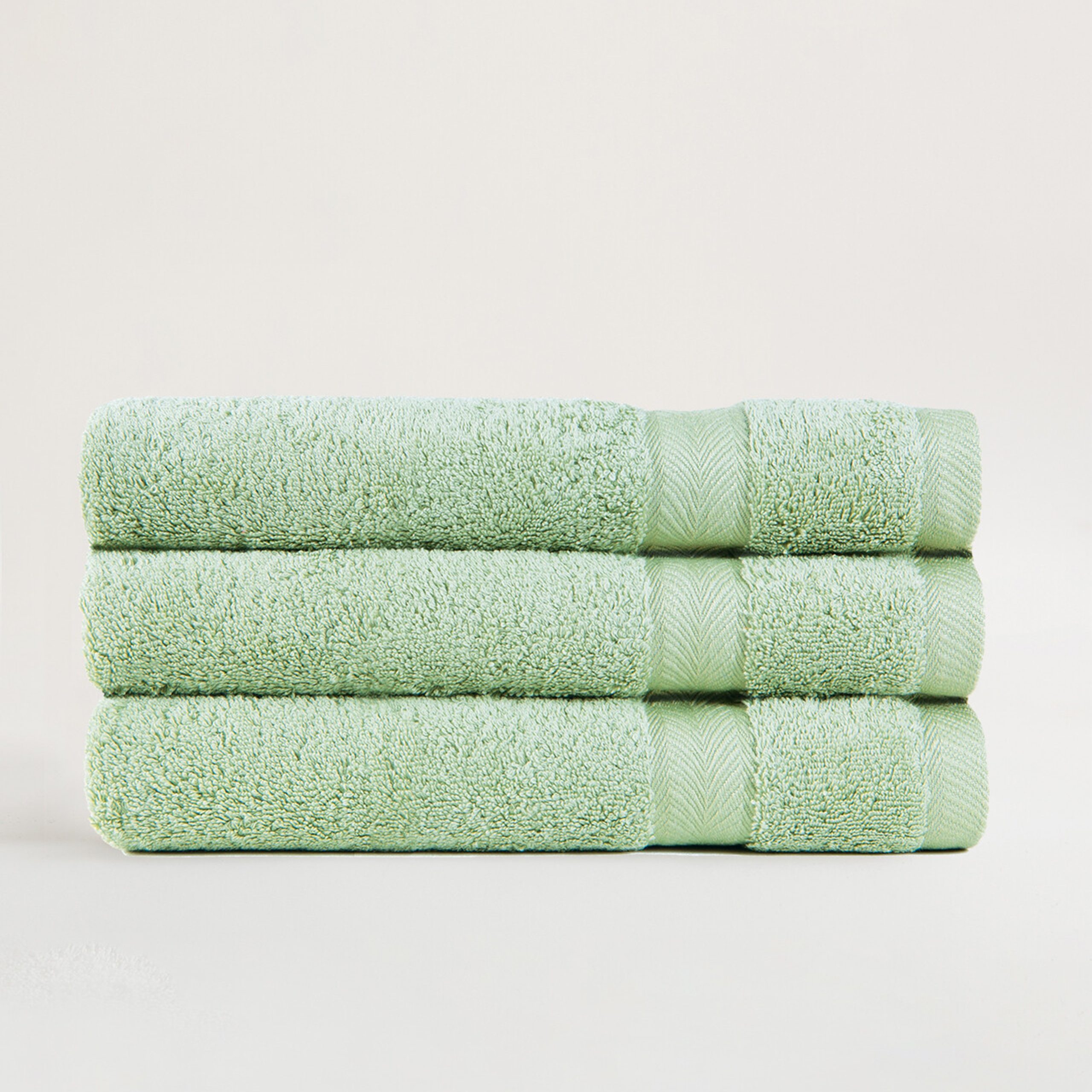 toalhas-felpo-650gr-ROYAL-celadon-green-LASA-1 Toalha Banho ROYAL | Celadon Green | 650gr | 100% Algodão Penteado | LASA - Image 1